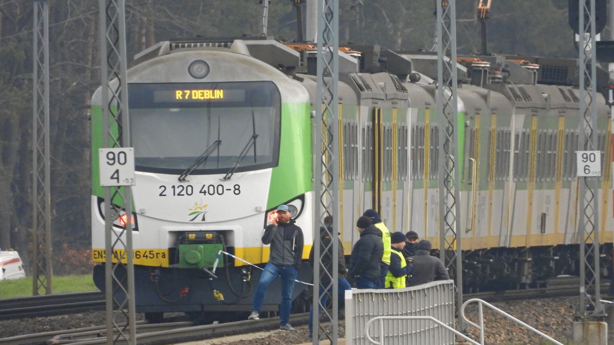 Uszkodzony fragment torowiska w powiecie garwolińskim