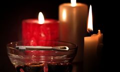 Andrzejki 2023. Kiedy wypadają? Czy to dzień wolny? "Wieczór wróżb" kiedyś i dziś