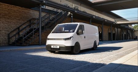 Ford Transit City to budżetowy dostawczak z chińskim rodowodem. Sprawdzi się w mieście