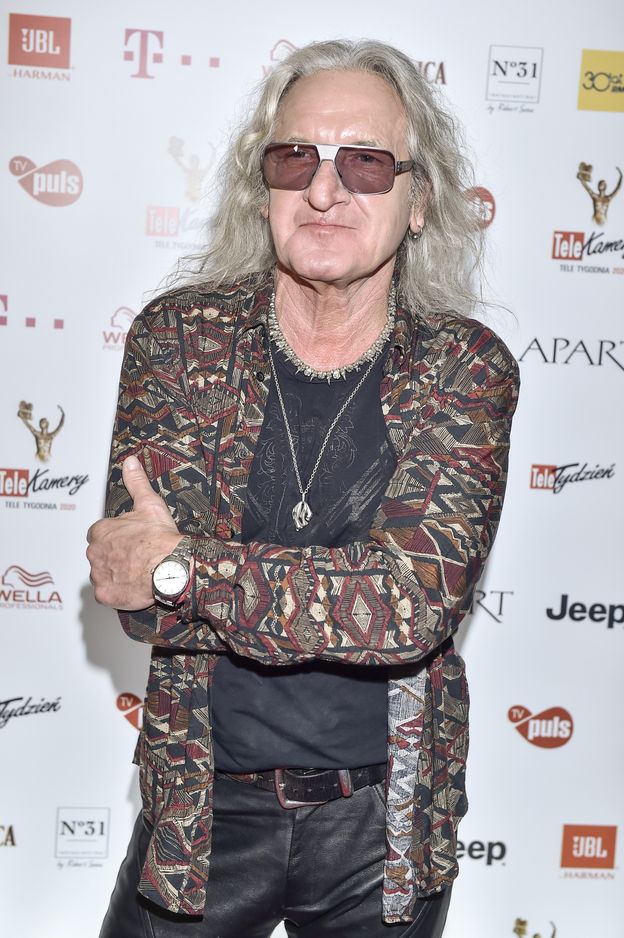 Brat Markowskiego jest biskupem. Tak zareagowała jego rodzina - Pudelek