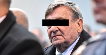 Gen. Mirosław H. prowadził po pijanemu. Jechał zygzakiem