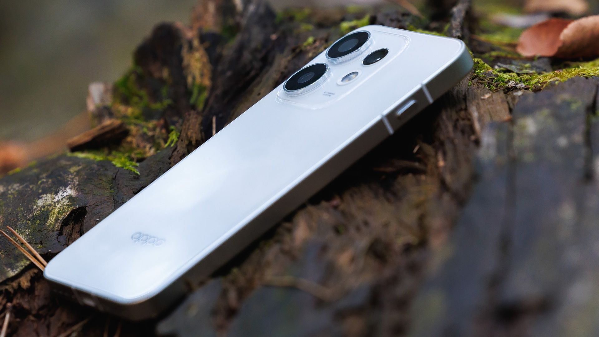 OPPO Reno 16 5G.