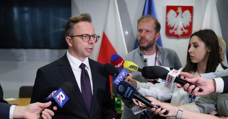 Spięcie podczas komisji. "Pan mi grozi?"