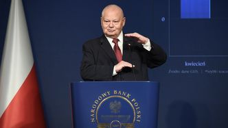 Nietypowy początek konferencji szefa NBP. Było o złocie i rządzie Tuska