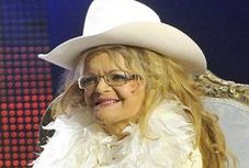 Villas przerywa milczenie