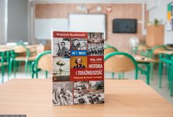 "Całkowicie upolityczniony". Nauczyciele chcą bojkotować podręcznik do HIT-u