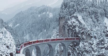Szwajcaria podczas zimy wygląda jak kraina z bajek