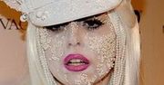 Co Lady Gaga ma na twarzy?