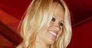 Jak się bawi Pamela Anderson?