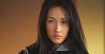 Maggie Q z królem walki