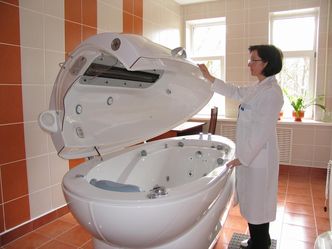 Polacy leczą się na Białorusi. Tomografia, zabiegi i rehabilitacja nawet o połowę taniej