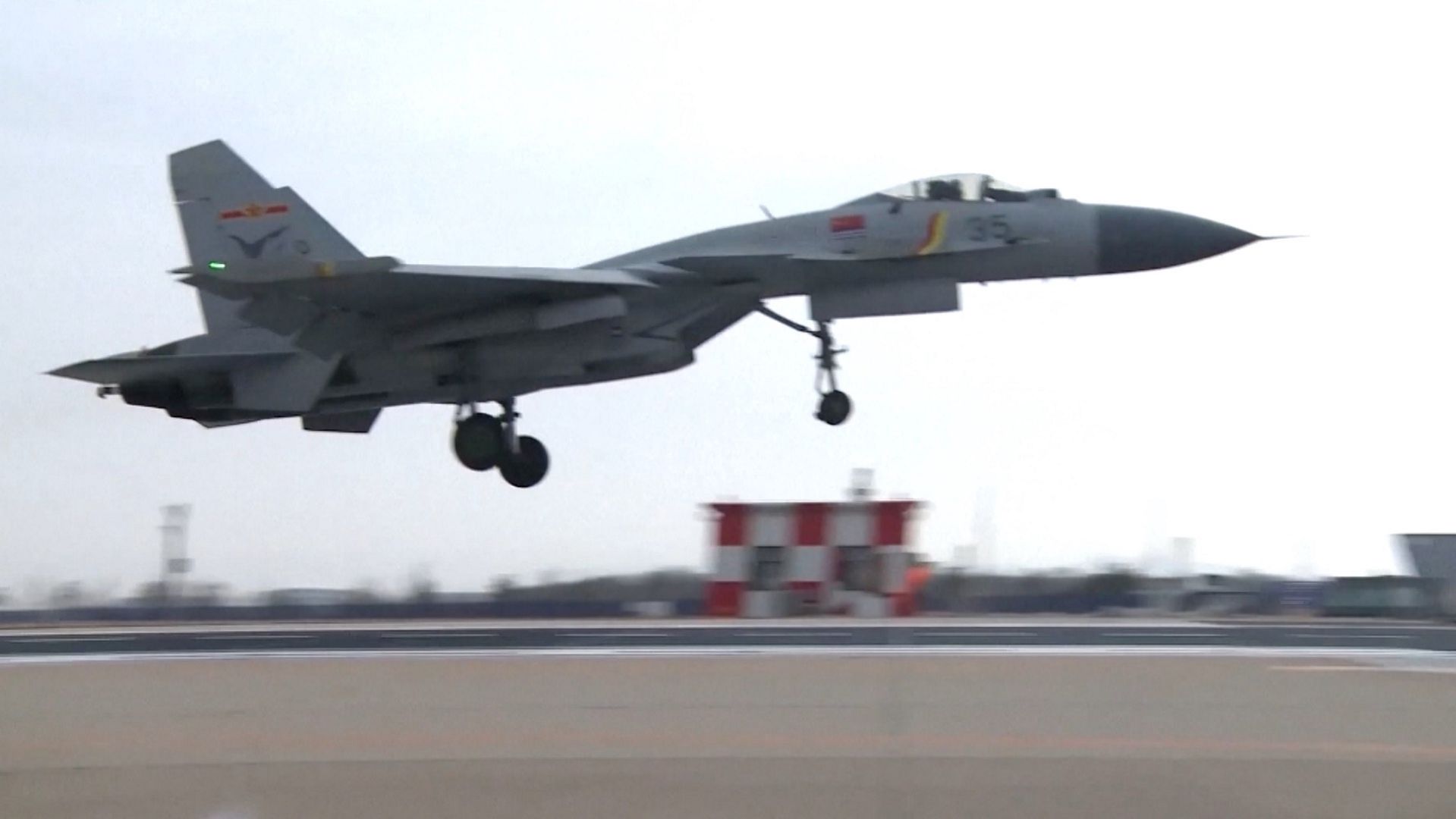 Chiński samolot J-15
