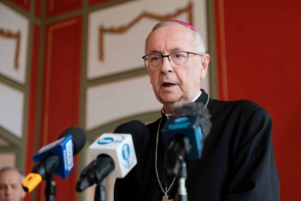 Abp Gądecki: Na naszych oczach dokonuje się niegodziwe działanie antychrześcijańskie 
