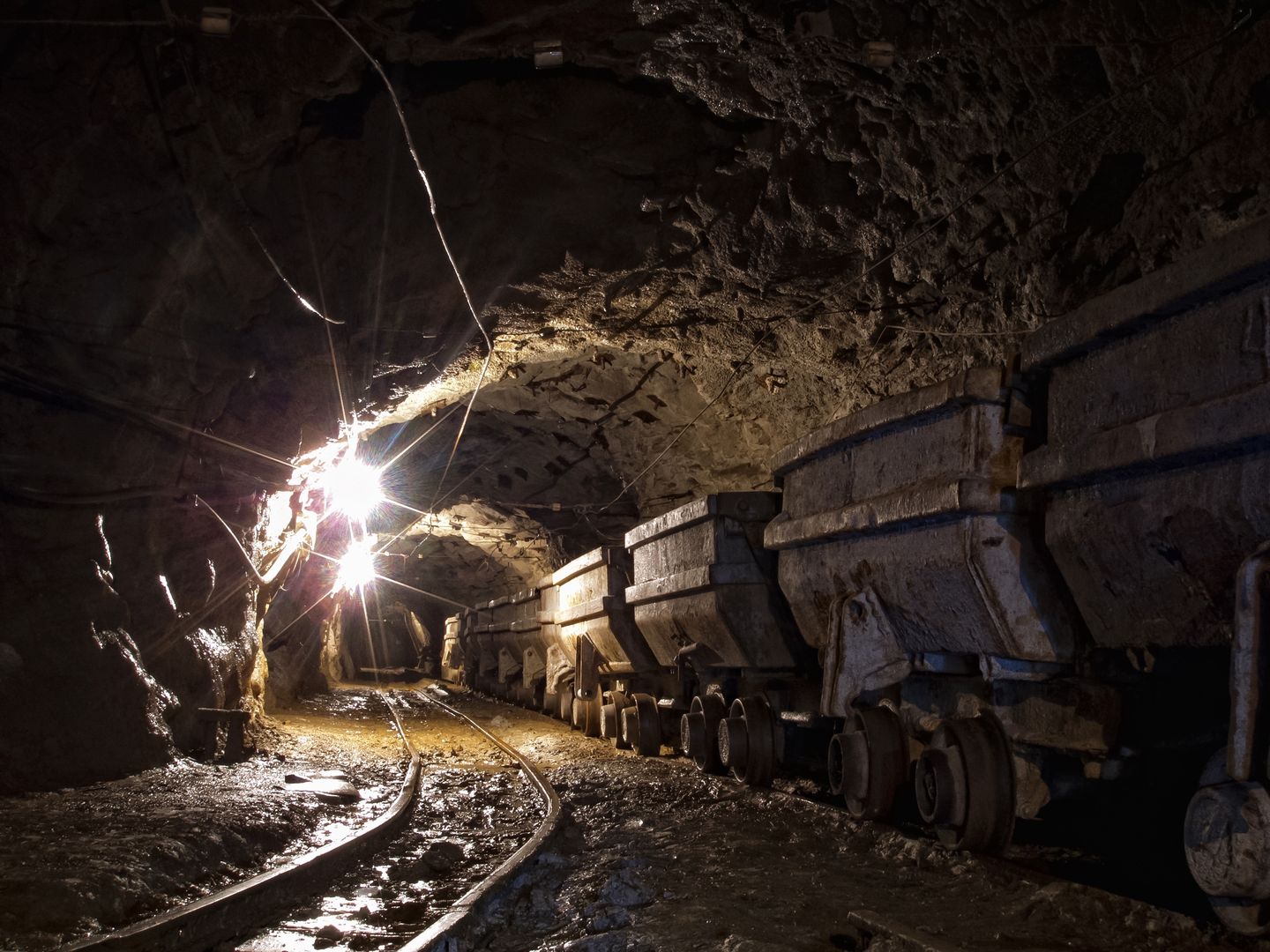 Tragedia w kopalni. 16 górników nie żyje