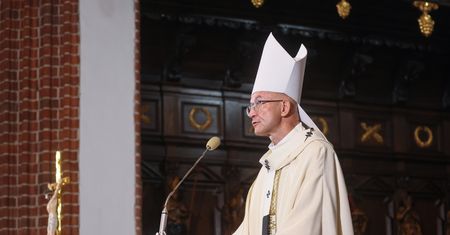 Kazanie arcybiskupa Galbasa. Ostrzegł Nawrockiego przed lizusami
