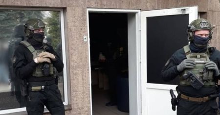 Salon fryzjerski miał przyciemnione szyby. Niewiarygodne, co działo się w środku