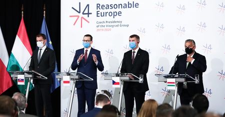 Szczyt Grupy Wyszehradzkiej. Do Polski mają trafić miliardy euro na odbudowę gospodarki po kryzysie wywołanym epidemią