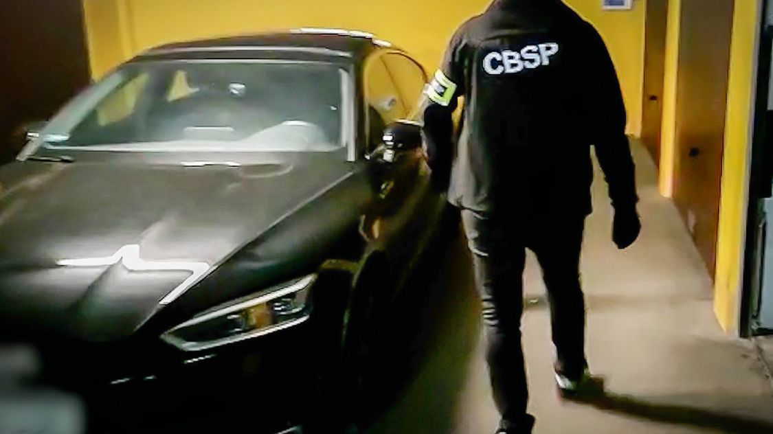 Zabezpieczone audi, tak jak i inne pojazdy, zapewne zostałoby rozebrane na części.