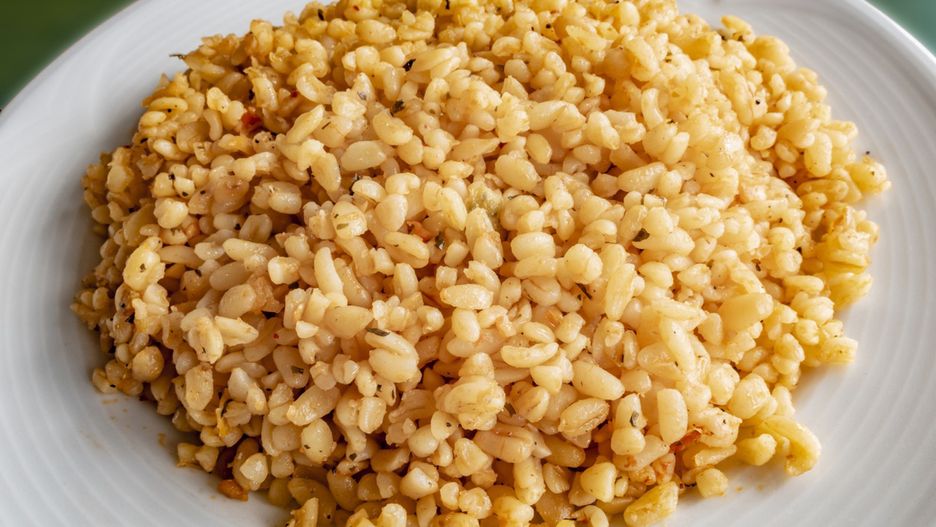Kasza bulgur - właściwości i zastosowanie w kuchni