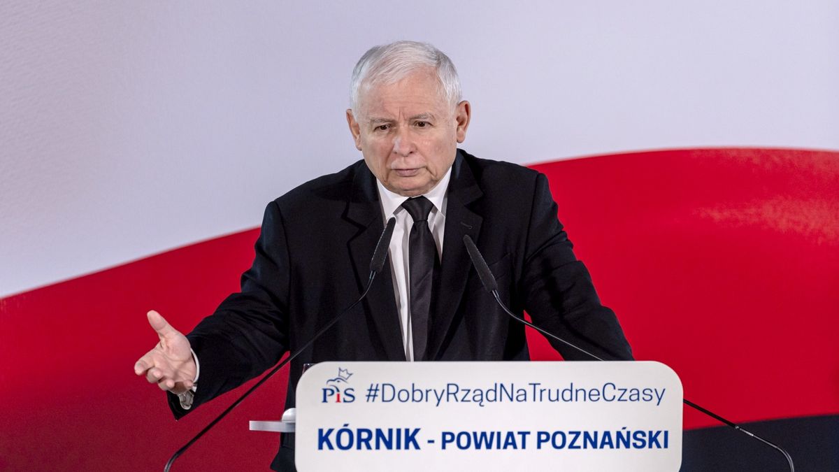 "Nikt nie będzie siedział w zimnym mieszkaniu". Kaczyński zapewnia, że węgla nie zabraknie