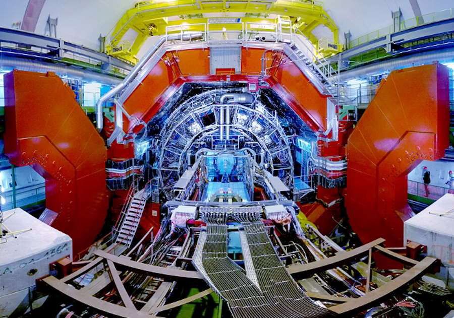 Wielki Zderzacz Hadronów (Large Hadron Collider)