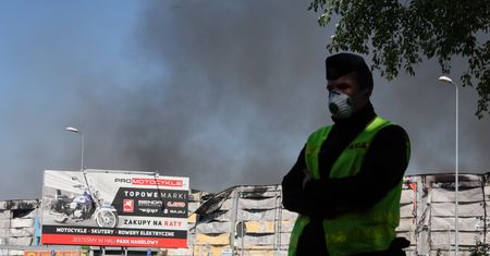 Dramat pogorzelców z Marywilskiej 44. "Nikt z nami nie rozmawia"