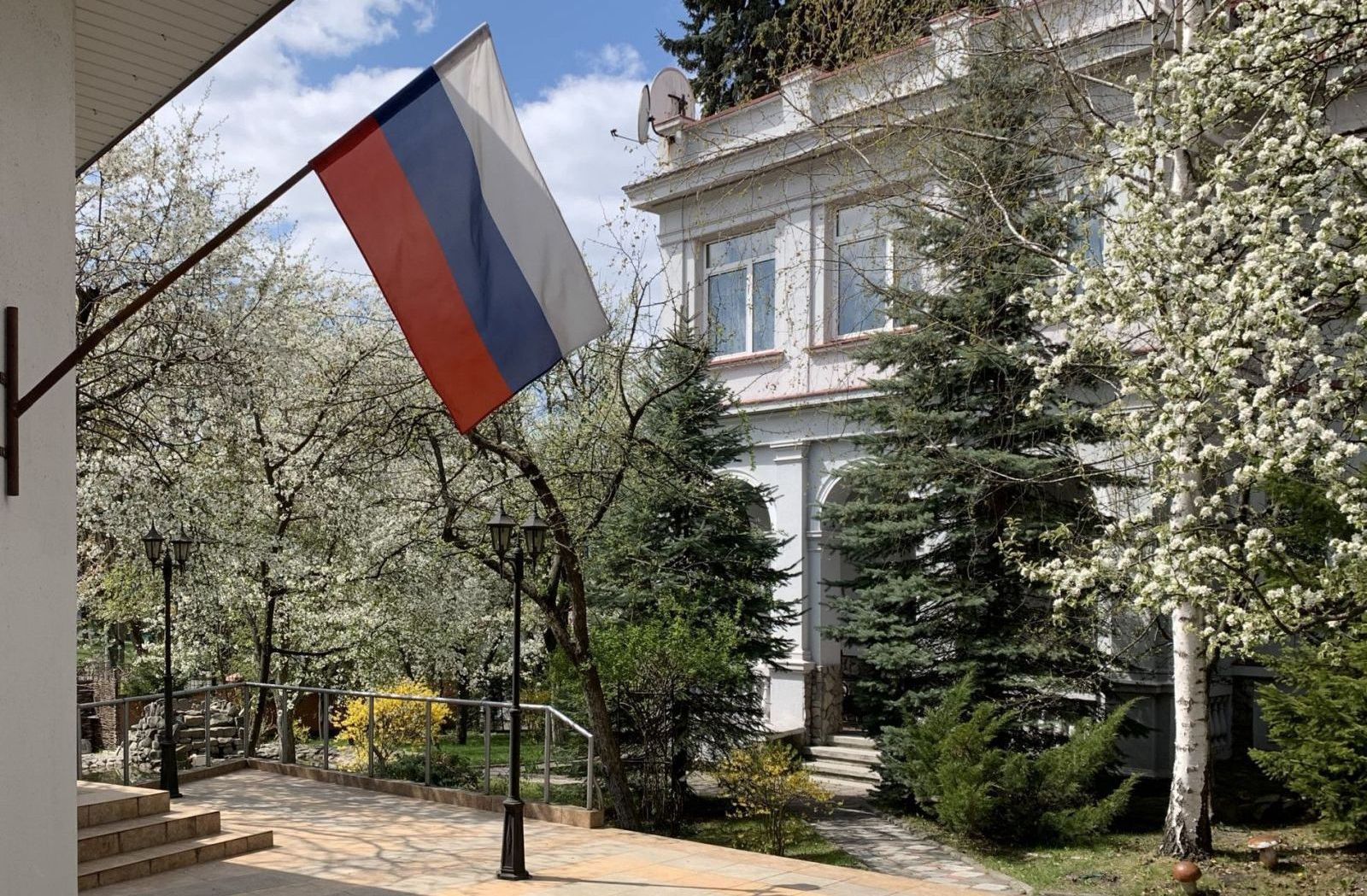 Rosja zamyka dla obywateli konsulat we Lwowie. Podano oficjalny powód