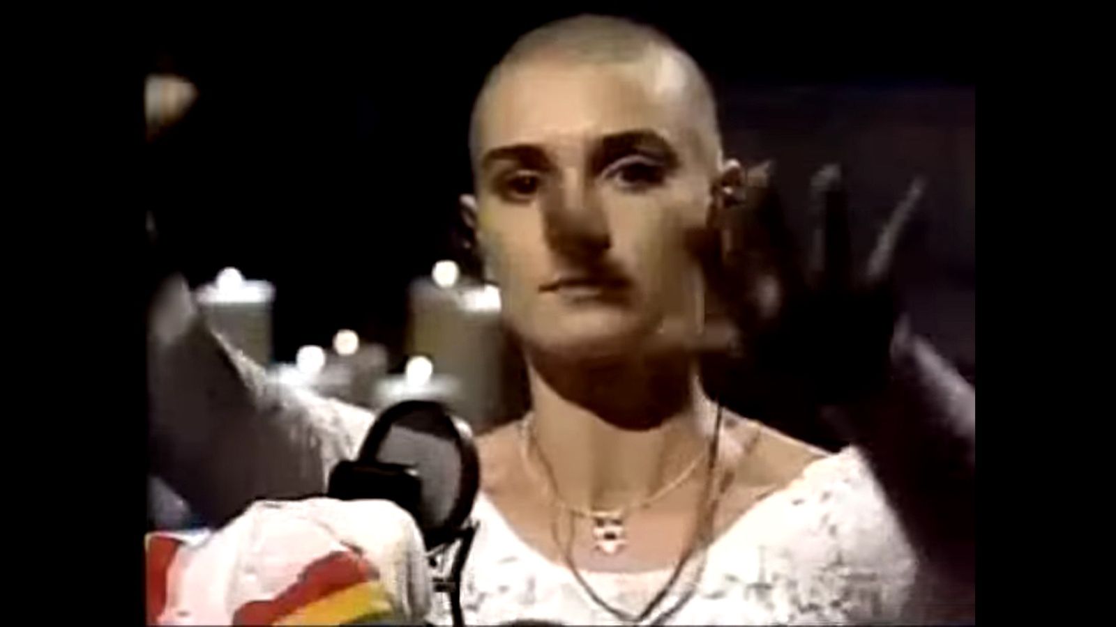 Sinead O'Connor w 1992 roku
