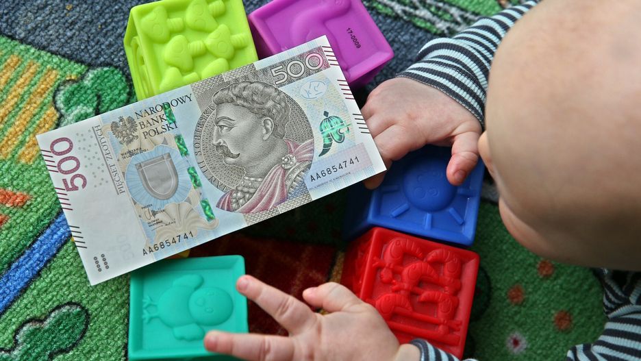 Waloryzacja 500 plus. Kandydaci na RPO się licytują