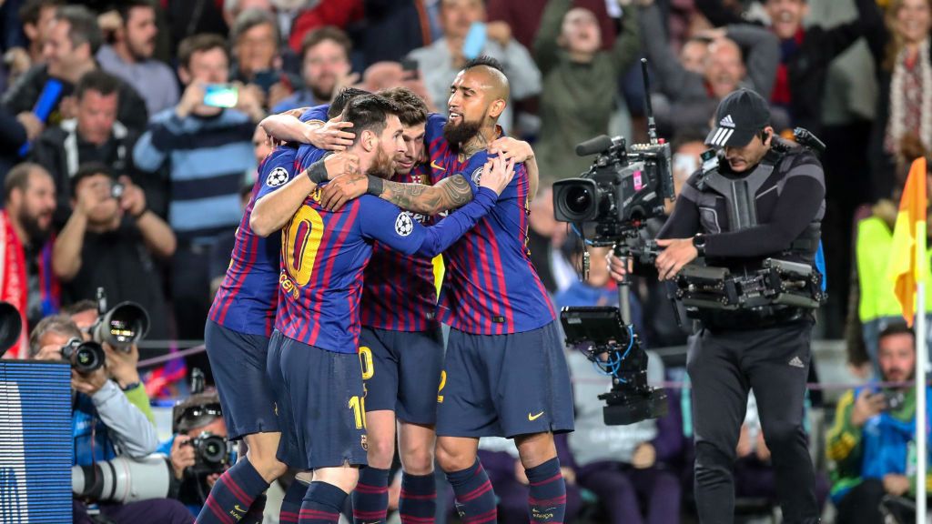 Getty Images / Steve Feeney/Action Plus / Na zdjęciu: piłkarze FC Barcelona