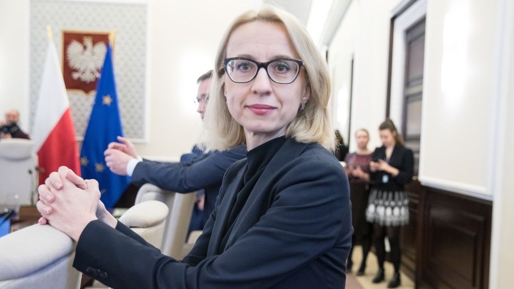 Według resortu Teresy Czerwińskiej interpretacje indywidualnye "bywają nadużywane".