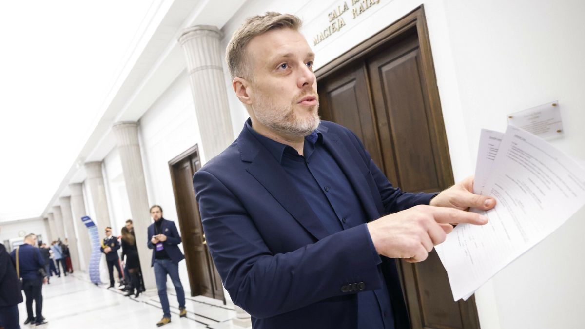 Inauguracyjne posiedzenie Sejmu X kadencji
13.11.2023 Warszawa Sejm 1. posiedzenie Sejmu X kadencji Fot. Filip Naumienko/REPORTER
N/z: Adrian Zandberg
Filip Naumienko/REPORTER