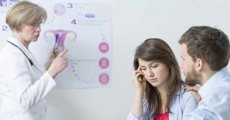 Co roku niepłodność dotyka 1,5 mln polskich par. Czy grozi nam zapaść demograficzna?