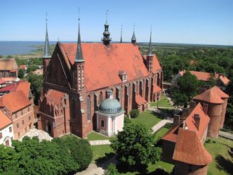 Zabytki w Polsce. Państwo da 800 tys. zł na remont dachu fromborskiej katedry