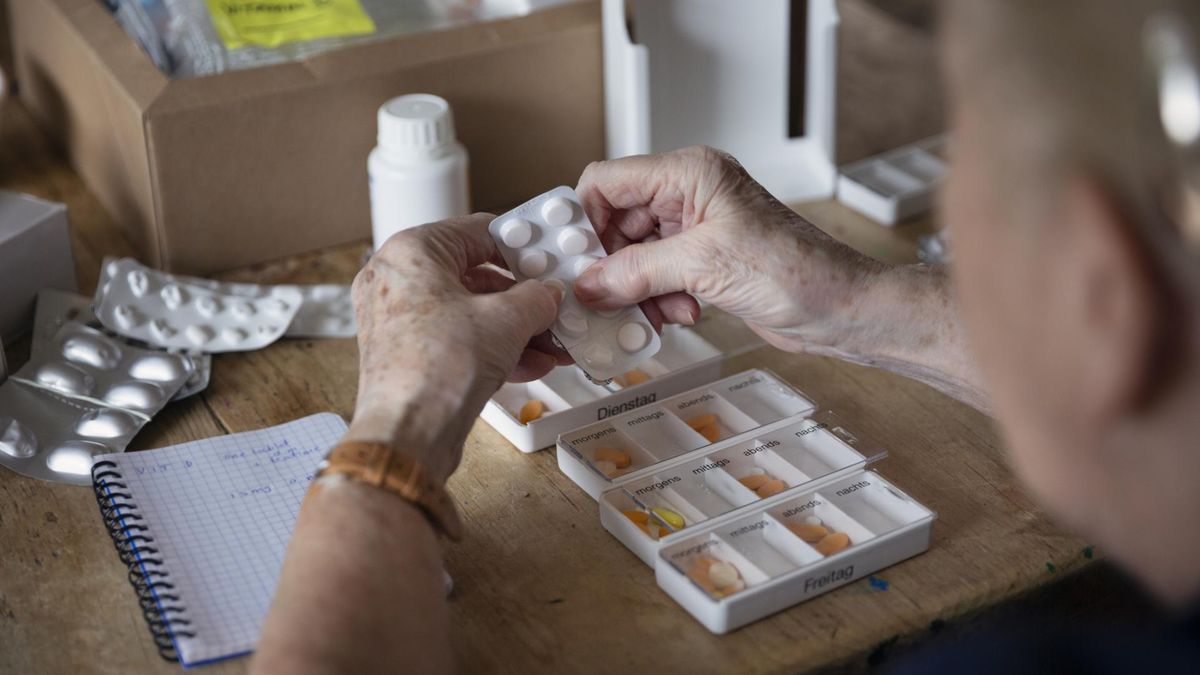 GIF ostrzega przed lekiem stosowanym w chorobach zwyrodnieniowych stawów. Wycofano trzy serie produktu