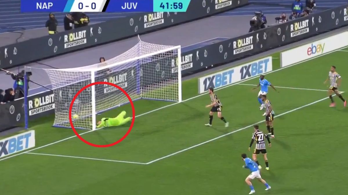 Twitter / Eleven Sports / Wojciech Szczęsny miał pecha przy interwencji