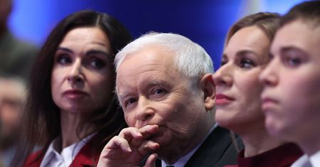 Kulisy klubu PiS. Nawrocki dziękuje, Kaczyński wzywa do ruszenia w teren