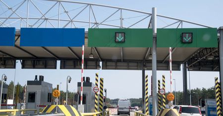 "To jakaś kpina". Polacy oburzeni na podwyżki opłat na autostradzie