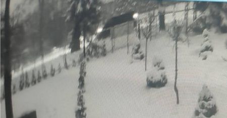 14-latka w ciężkim stanie w szpitalu po potrąceniu. Policjanci publikują zdjęcie z monitoringu i poszukują tego busa