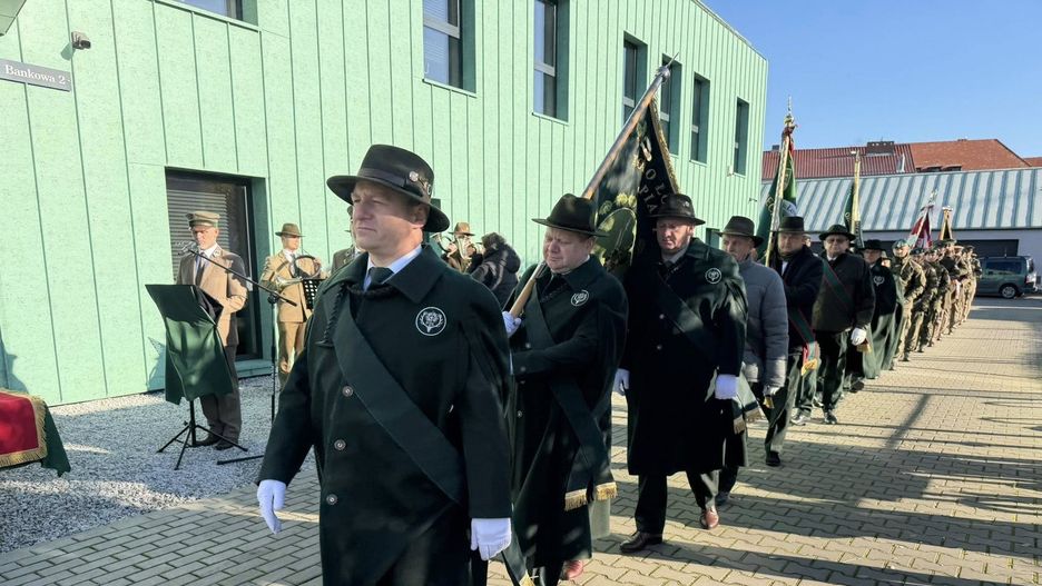 Nadanie sztandaru Nadleśnictwu Sulechów