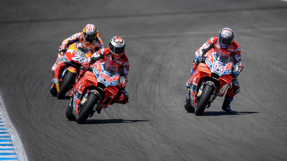 Materiały prasowe / Ducati / Na zdjęciu: Jorge Lorenzo, Andrea Dovizioso i Dani Pedrosa na torze w Jerez