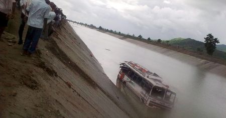 Nepal: Wypadek autobusu, zginęło ponad 40 pielgrzymów