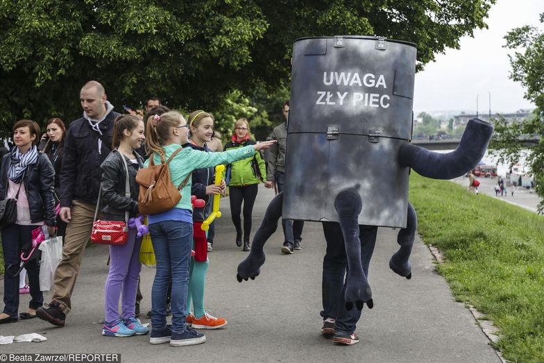 Henryk Kowalczyk zapowiada nabór wniosków na dotację do wymiany pieców. Ruszy w czerwcu