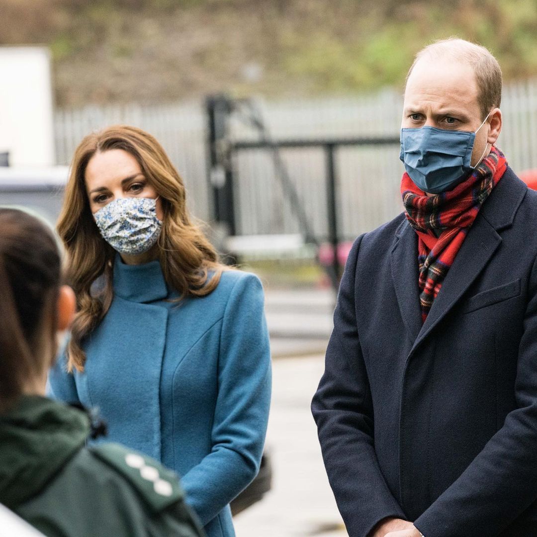 Księżna Kate i książę William w podróży królewskim pociągiem