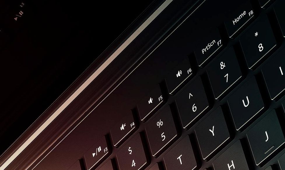 Microsoft kusi pierwszą grafiką następcy Surface Booka. Nadchodzą zmiany