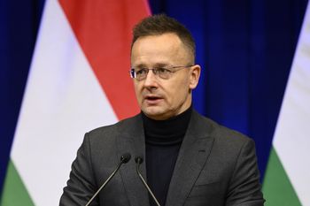 Wykładowca odciął się od Szijjártó. "Największe rozczarowanie w moim życiu"