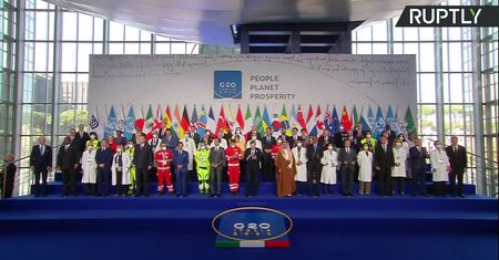 Początek szczytu G20 w Rzymie.