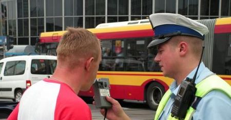 Piłeś? Nie jedź, bo stracisz auto