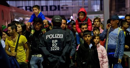 "UE może upaść jak Imperium Rzymskie". Premier Holandii o kryzysie migracyjnym