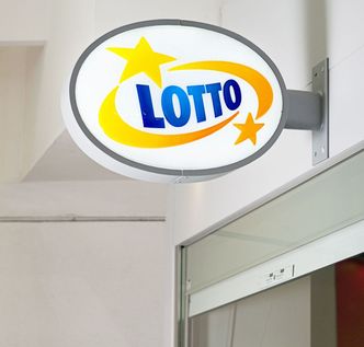 Tego jeszcze nie było. Dwie wygrane w jednym punkcie Lotto